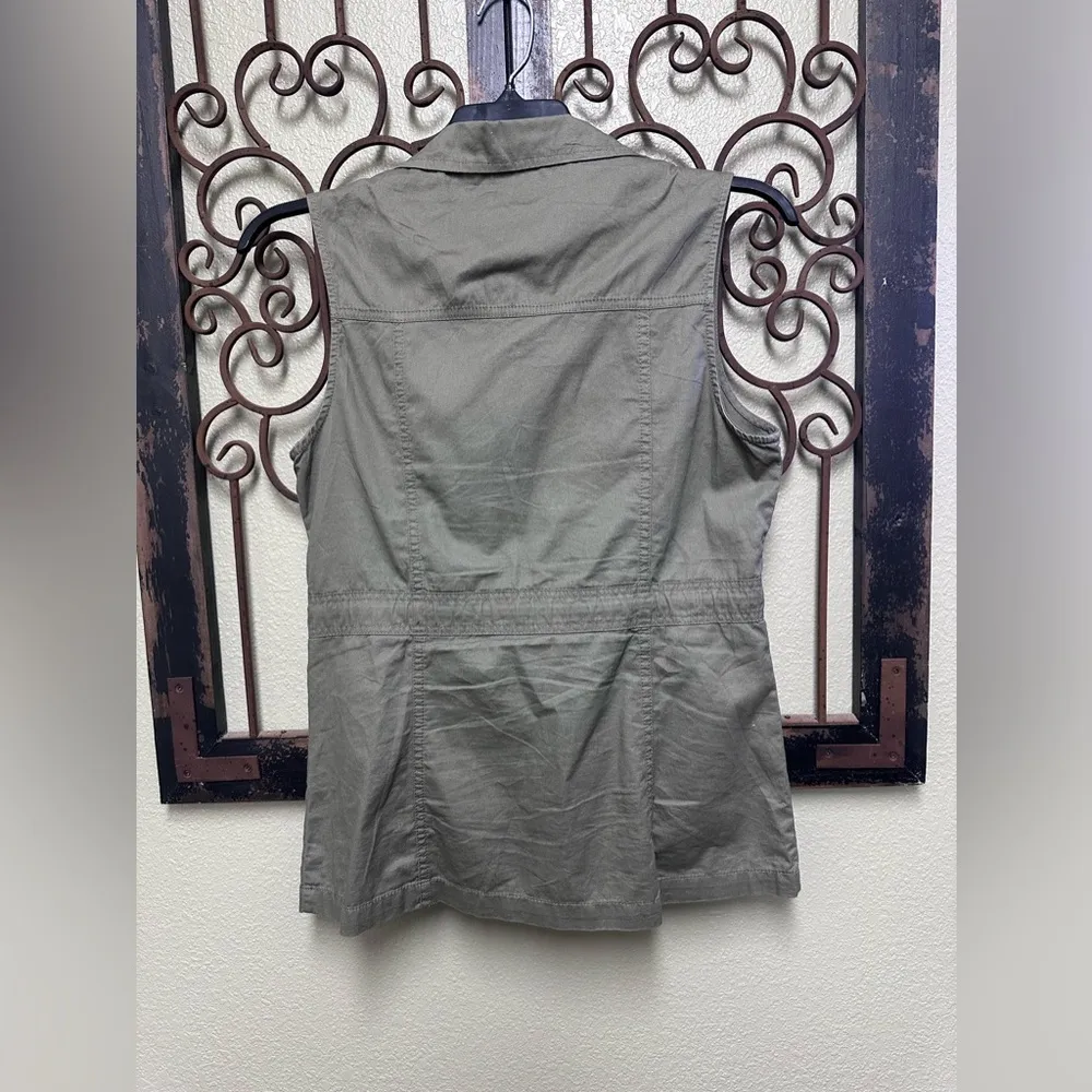 Iris utility olive drawstring zipper vest - Image 3
