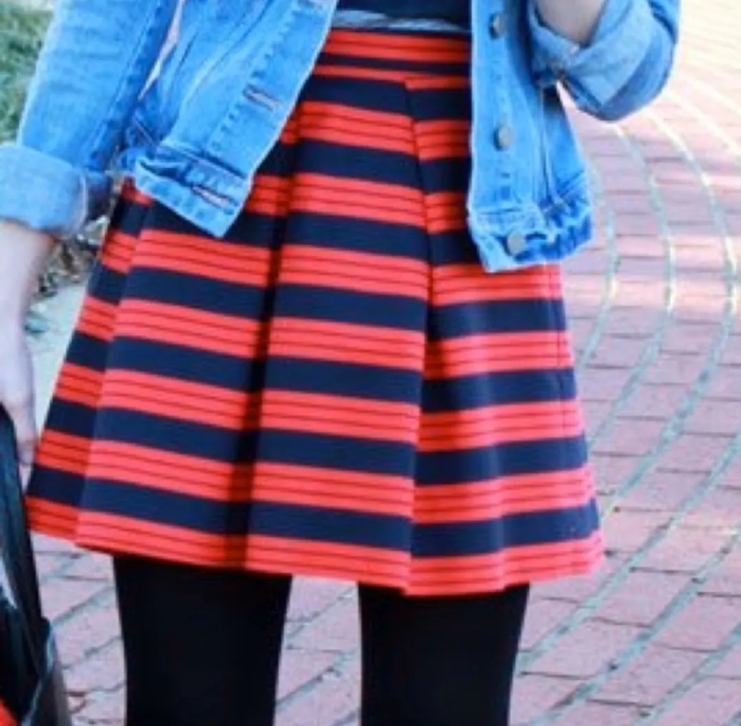 Red & Navy Stripe Flirty Pleated Skirt - Image 7