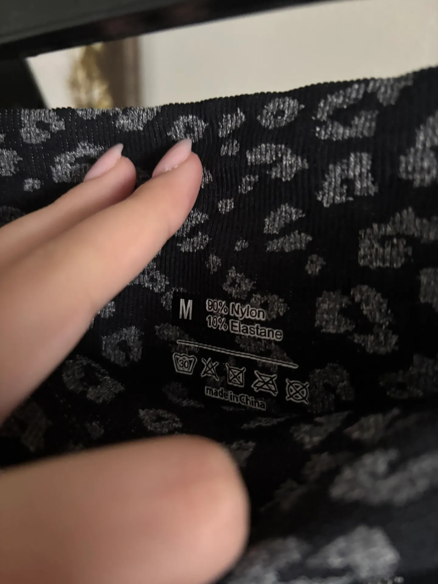 biker shorts Size M - Image 3