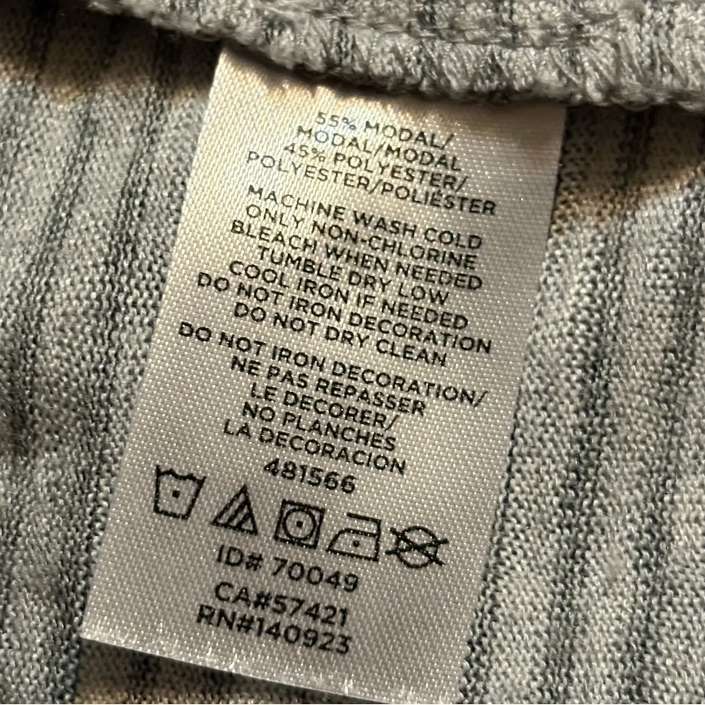 LOFT Relaxed Gray Ribbed Long Sleeve Blouse size M - Image 9