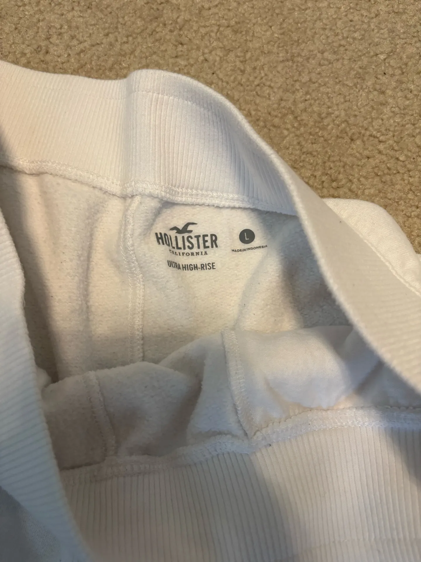 Hollister  Shorts - Image 2