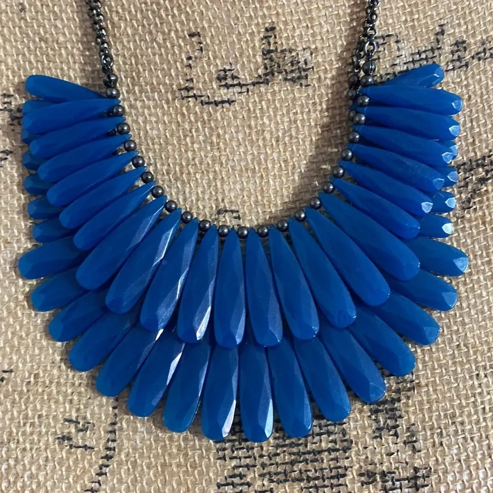 Coldwater Creek Silver & Blue Faceted‎ Bib Statement Necklace - Image 2