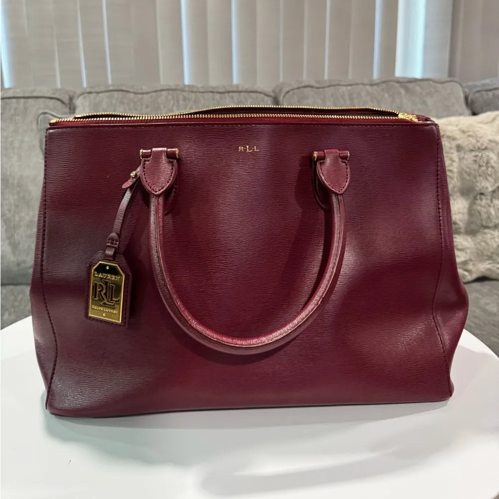 Ralph Lauren Red Leather Tote with Structured Design - Image 10