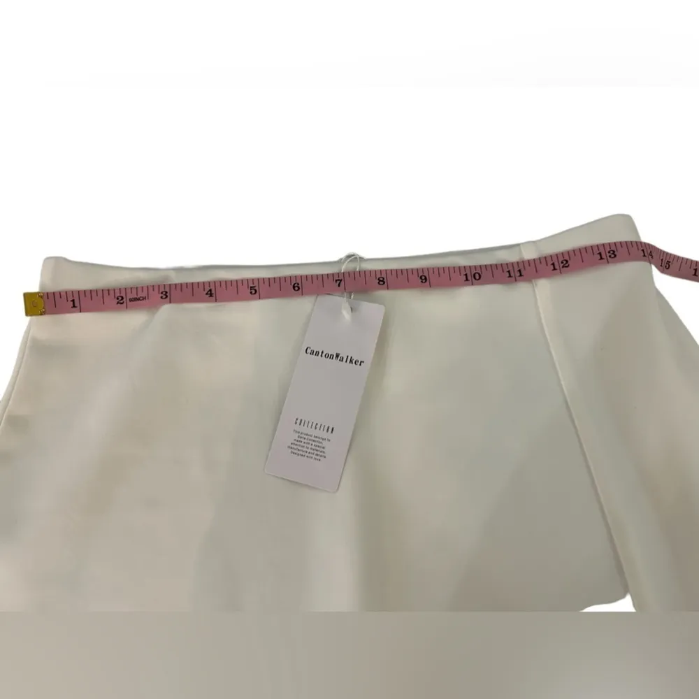 Cantonwalker Women's white miniskirt size med‎ - Image 5