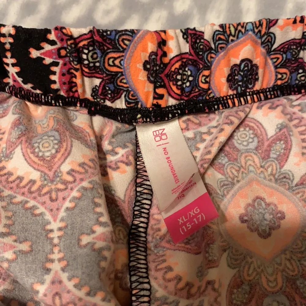 No Boundaries tassel tie print boho shorts - Image 6