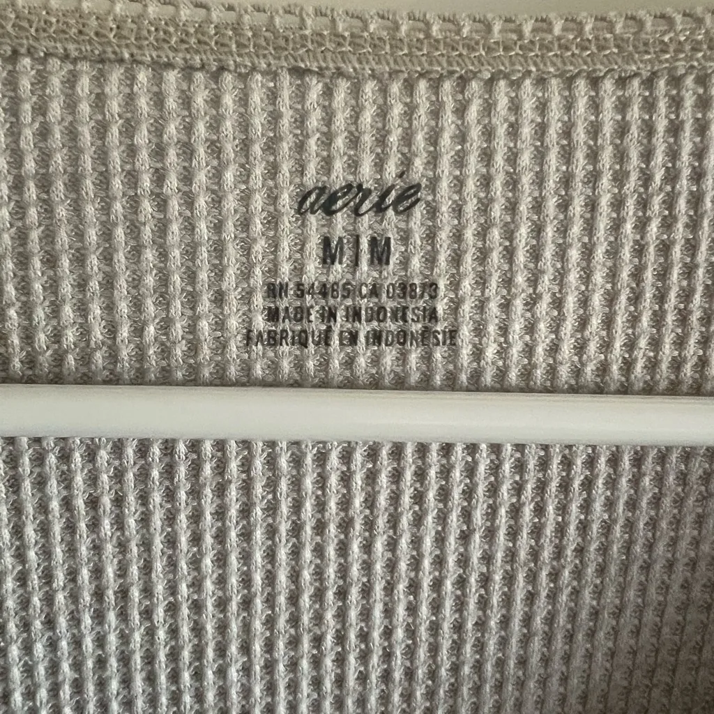 Aerie Gray Long Sleeve Ribbed Top - Image 2