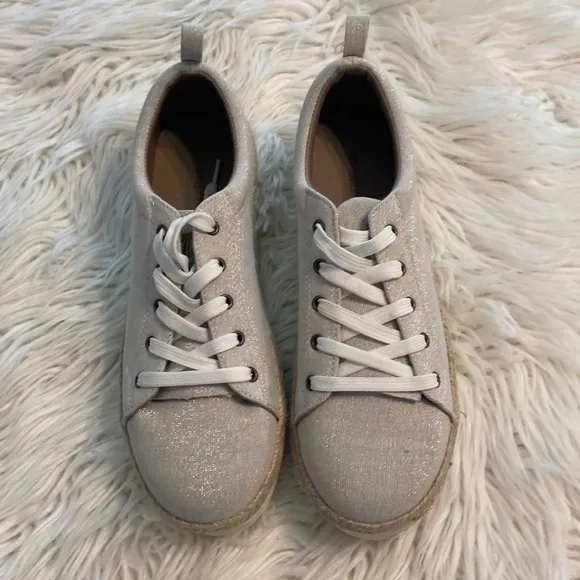 MARLEYLILLY SHOES size 11 brand new color silver with sparkling see all photos - Image 2