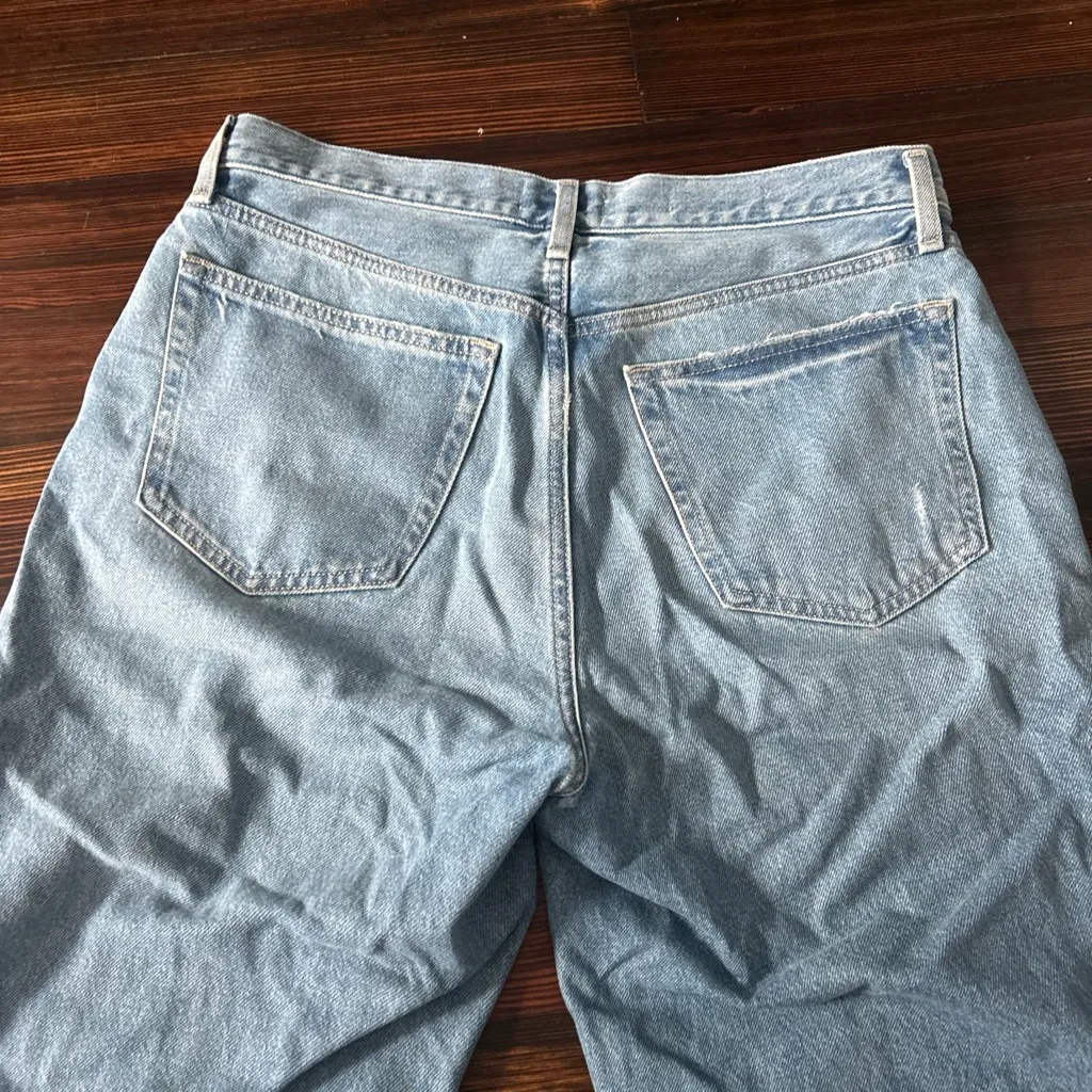 Classic Blue Women's Jeans - Image 4