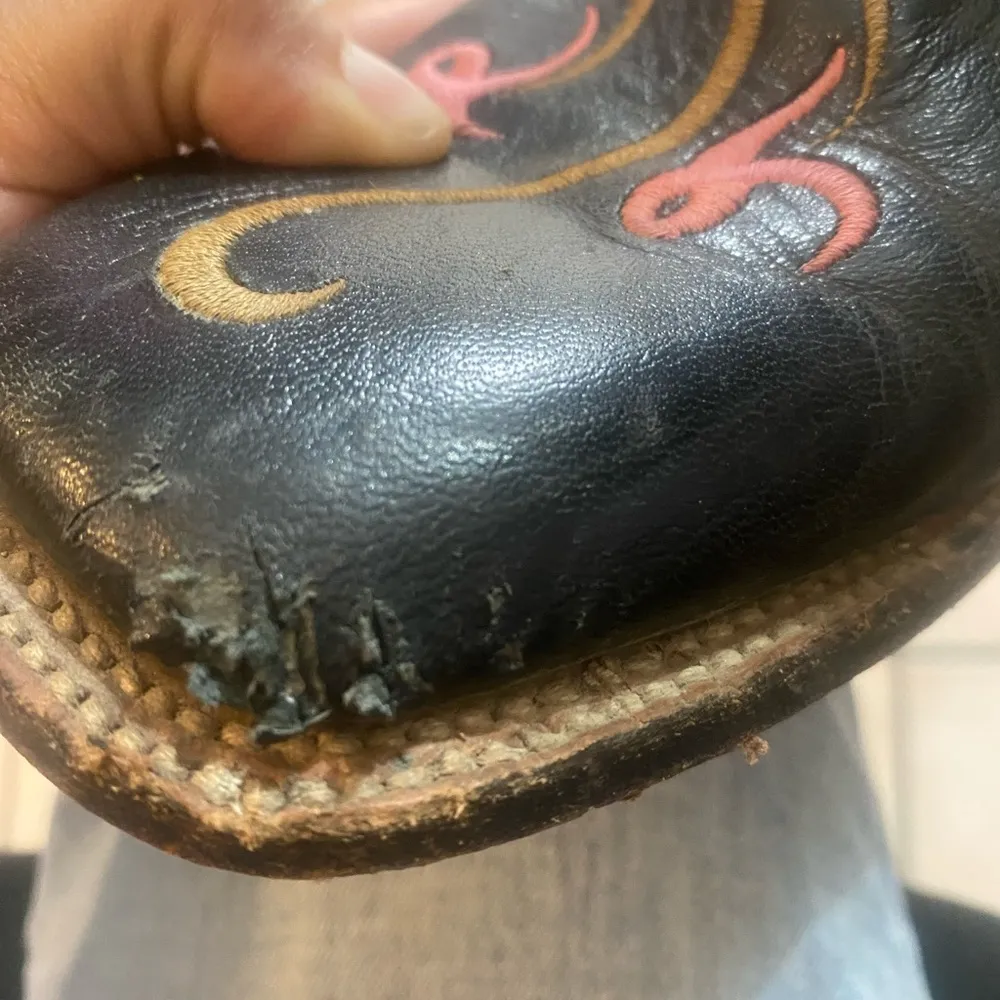 lagrange leather black boots 9.5M Women Ribbon Breast Cancer Awareness Edition Size 9.5 - Image 9