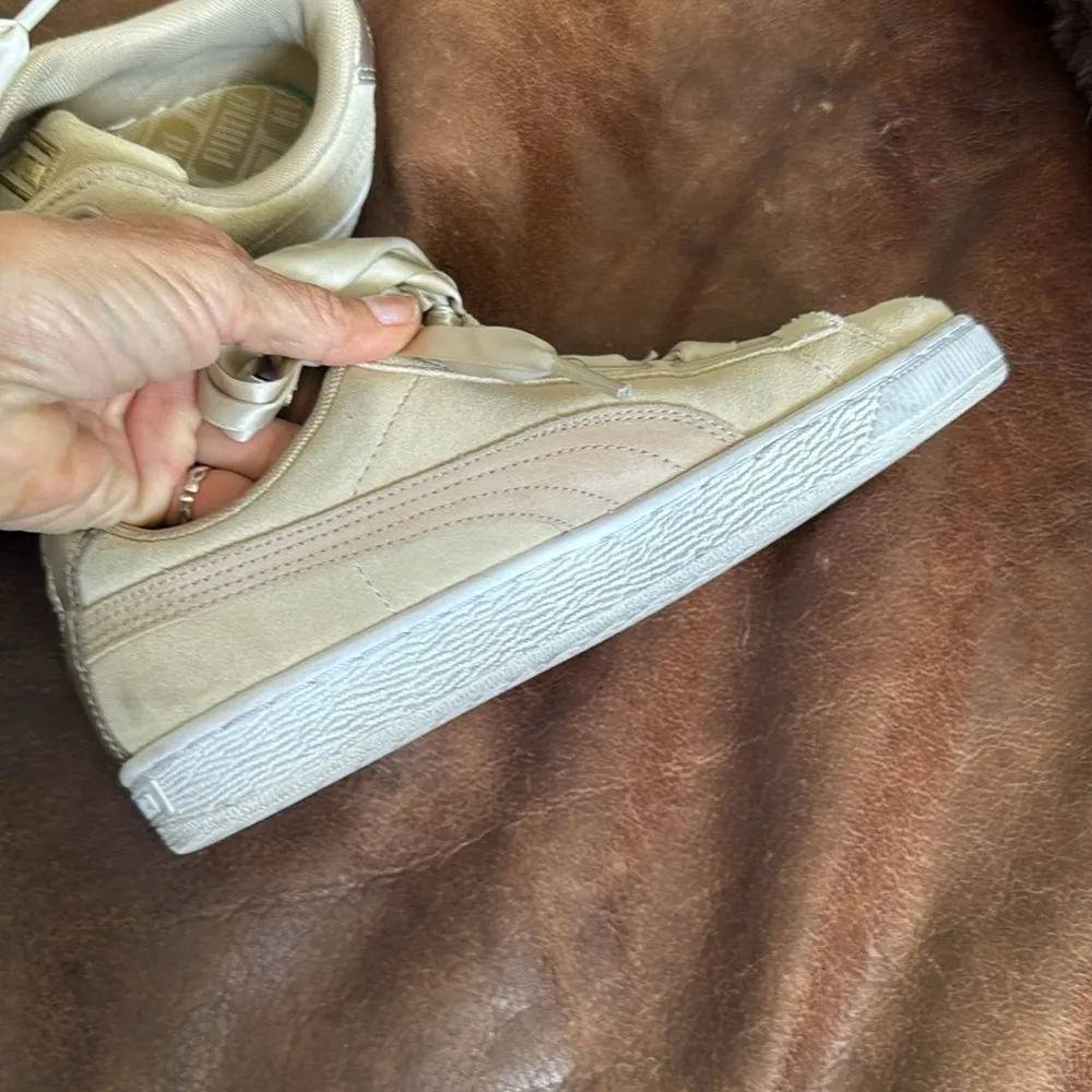 PUMA Vintage Style Sneakers- tan Basket Heart Coach/ Festival sneakers size 7.5 - Image 10