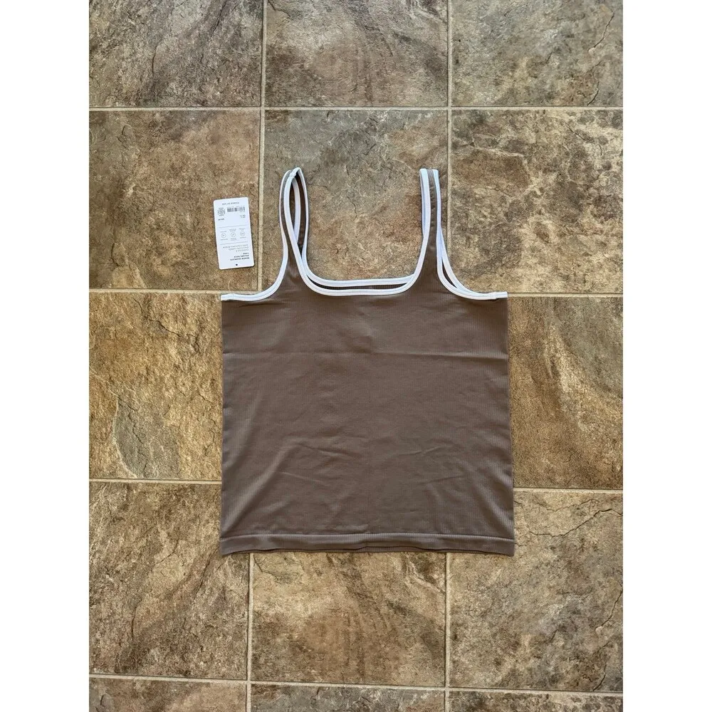 Athleta Renew Seamless Square Neck Tank Brownstone Beige/Bright White Size XL - Image 7
