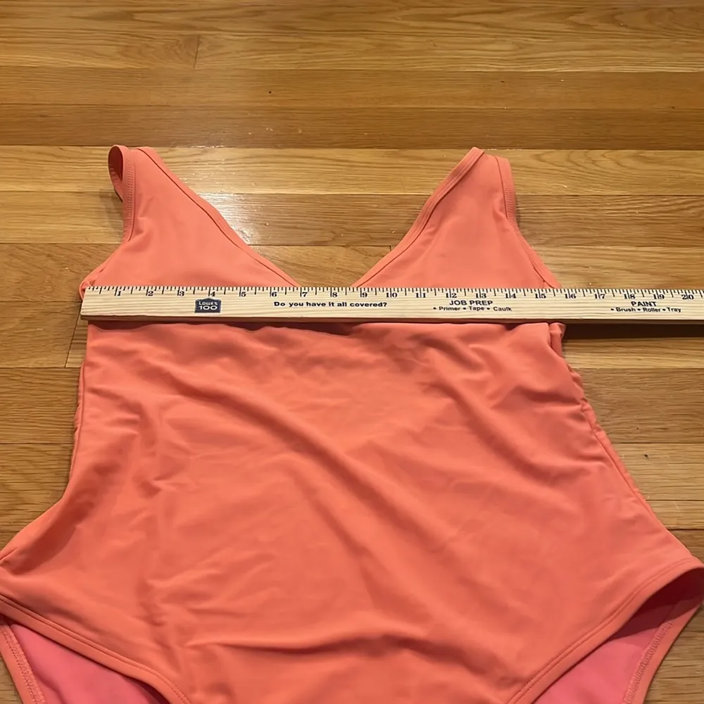 Kona sol women’s peach color vneck one piece swimsuit size xlarge. - Image 2