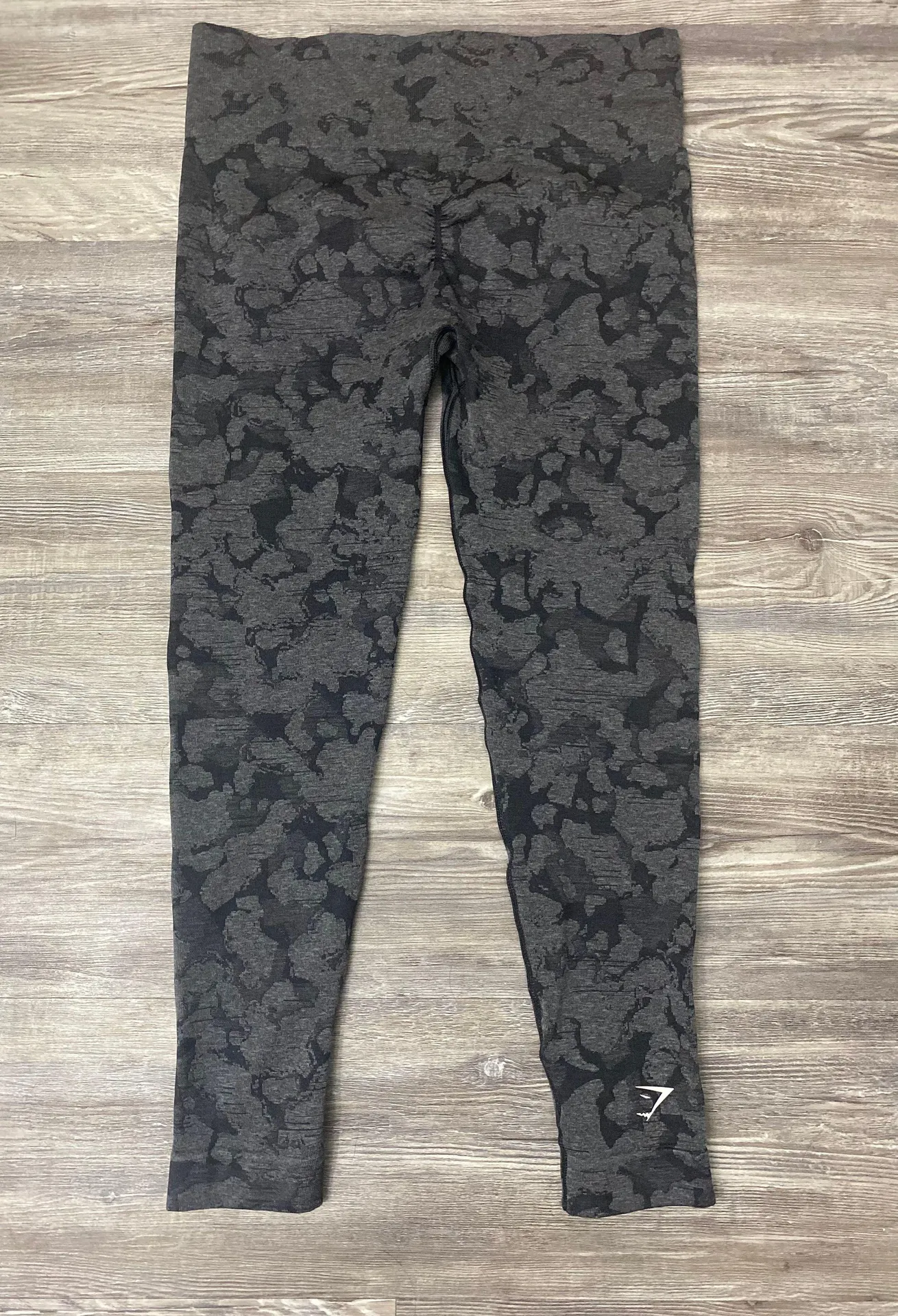 Gymshark Camo Leggings - Image 3
