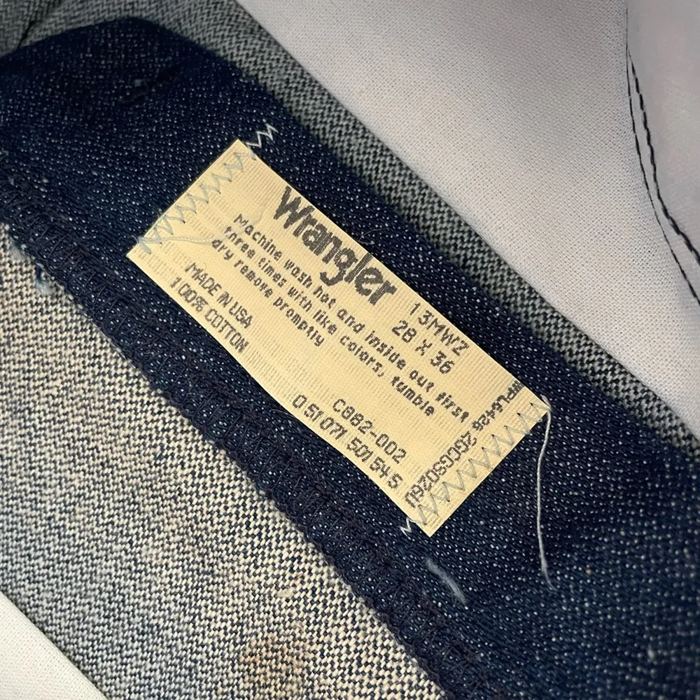 Deadstock vtg Wrangler denim 90s vintage jeans long inseam classic fit loose fit - Image 5