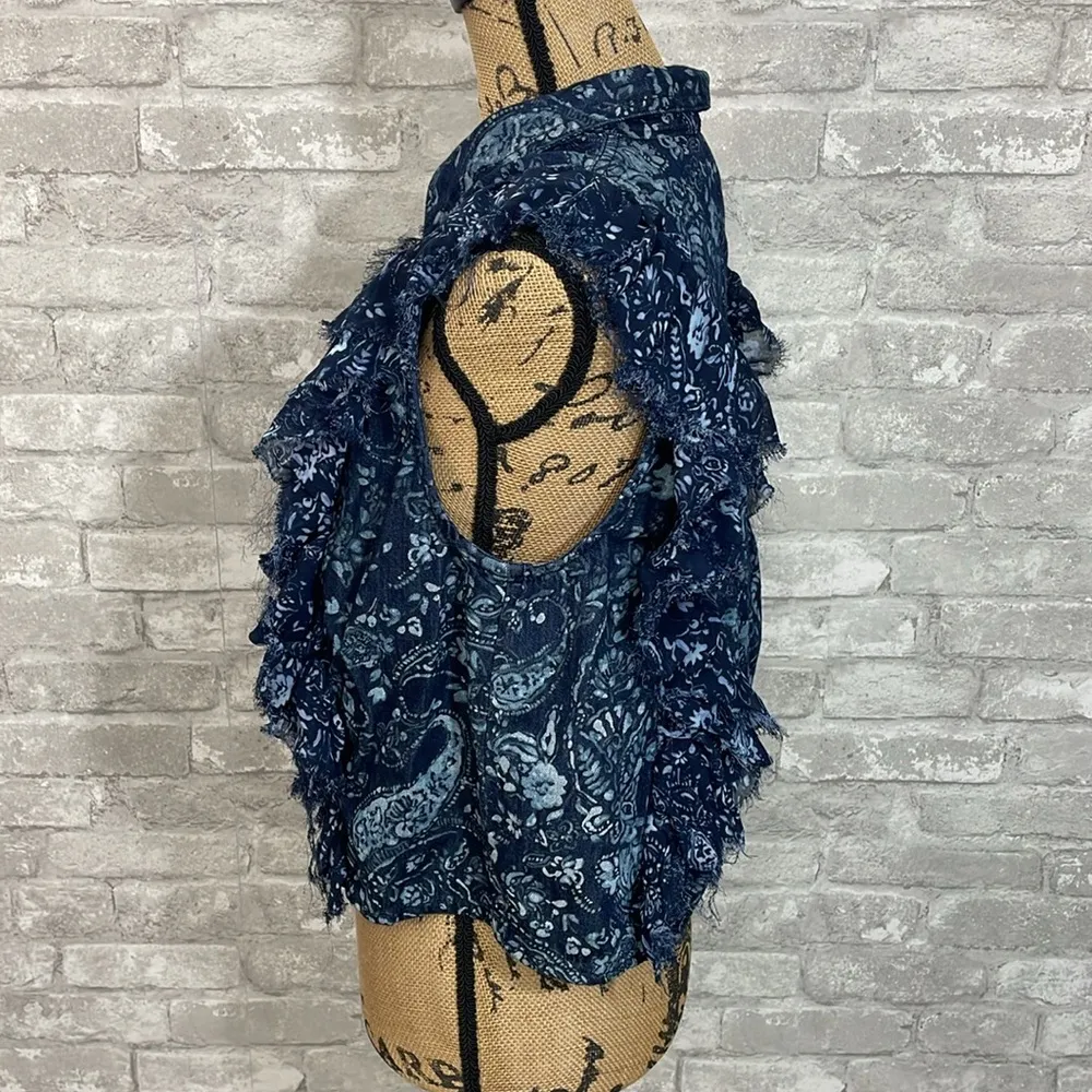 Pilcro Sleeveless Button Down Denim Top - Image 5