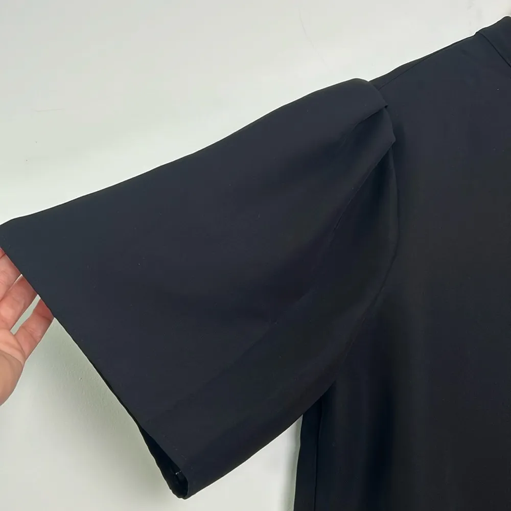 Ro &De| Black flutter Sleeve Blouse sz Medium - Image 3