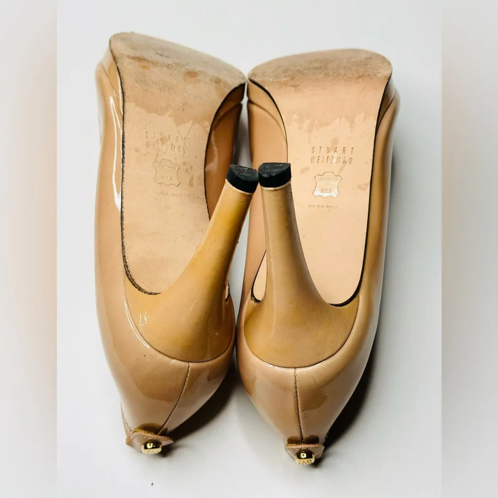 Stuart Weitzman Annabelle Nude Tan Patent Leather Peep Toe Heels Pumps Shoes - Image 9