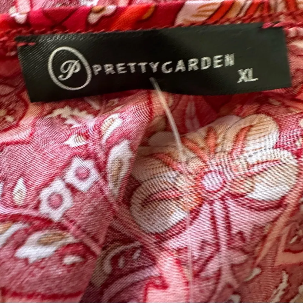 Chic Red Patterned Wraparound Maxi Dress - Image 4