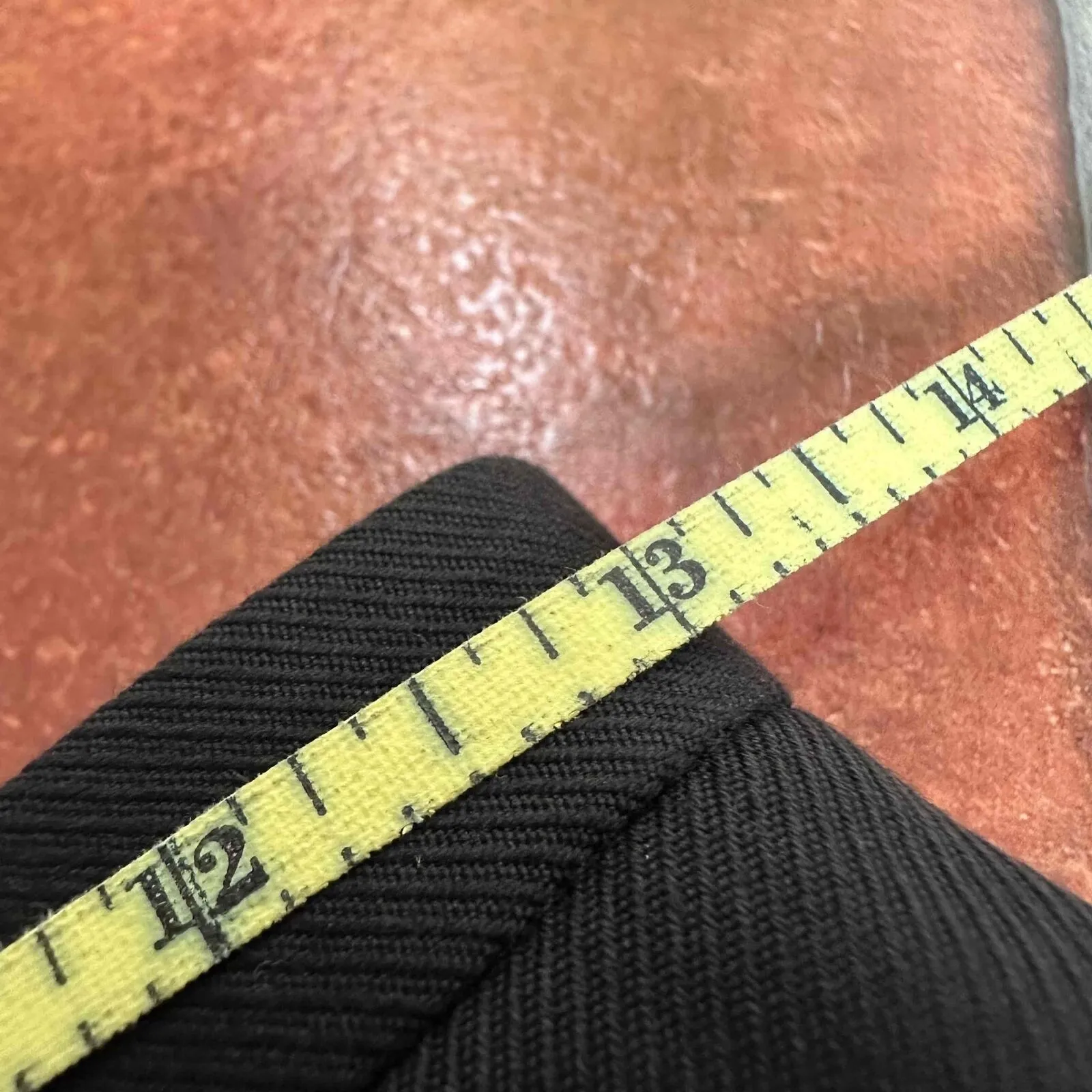 Richard Tyler Couture 100% Silk High Waisted Dress Pants Size 6 Black - Image 4