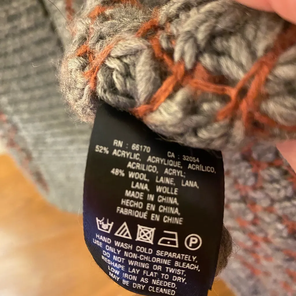 Moth Anthropologie Grey and Burgundy Wool Blend Duster Cardigan Sweater SzL Gray Size L - Image 3