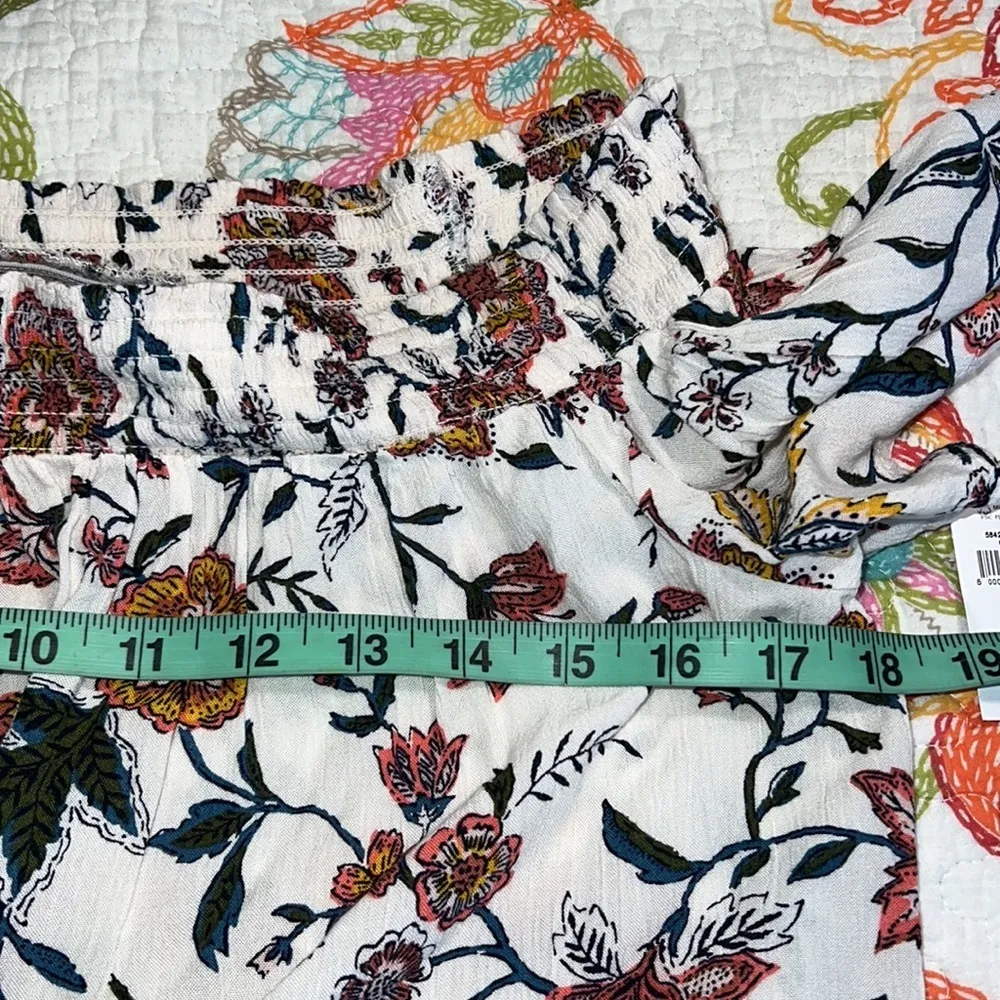 Old Navy womens small off the shoulder top floral print short sleeve casual wear - Image 4