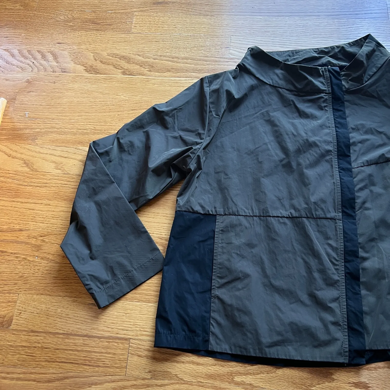 Sun Kim Women's Size Small Lightweight Jacket Colorblock Dark Green‎ Minimalist Green - Image 7