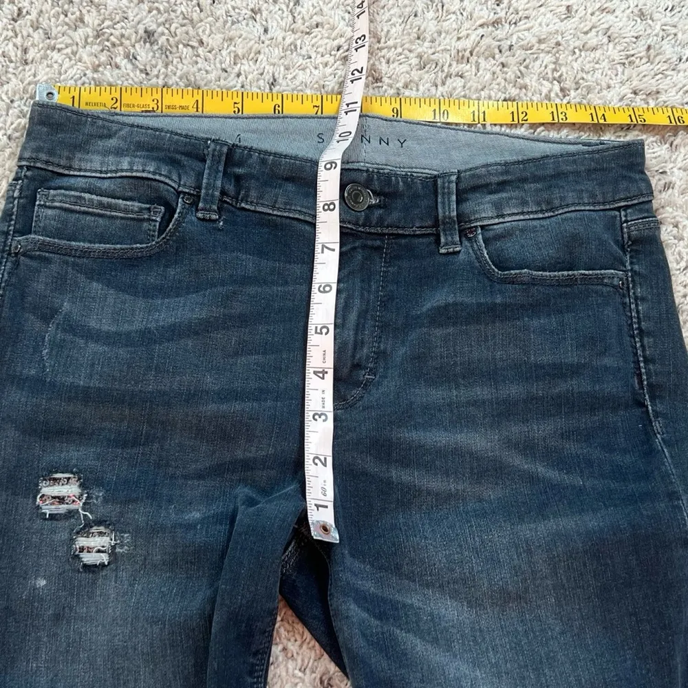 White House Black Market Skinny Jeans Distressed Sequin Mid Rise Blue Size 4 - Image 4