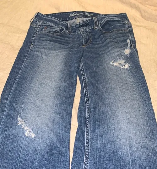 American Eagle Jeans - Image 2