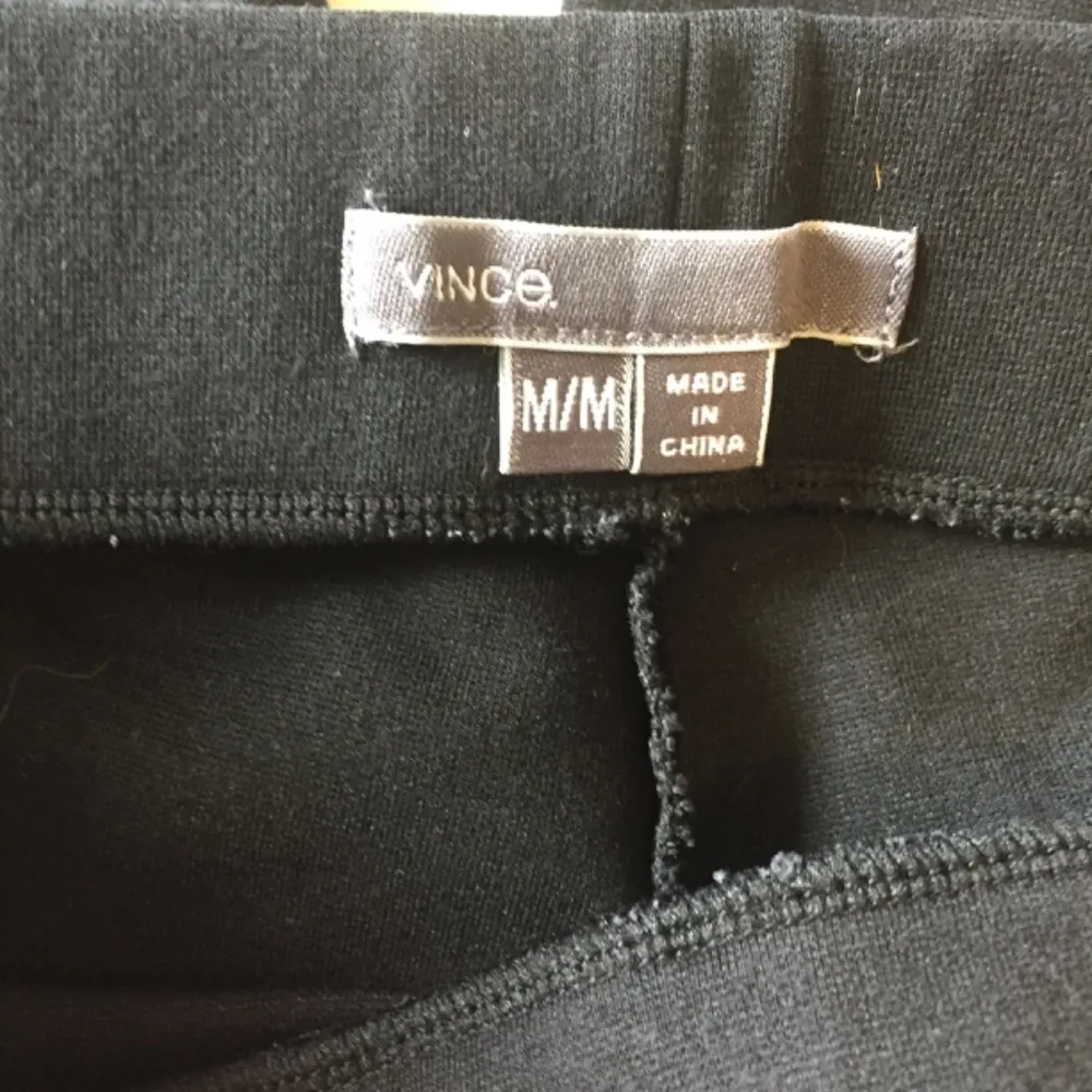 Vince ‎ Black Leggings Size Medium - Image 3