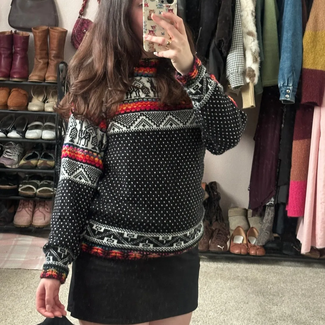 Cute Rainbow Black and White Multicolor Peruvian Alpaca Wool Sweater Size M - Image 3