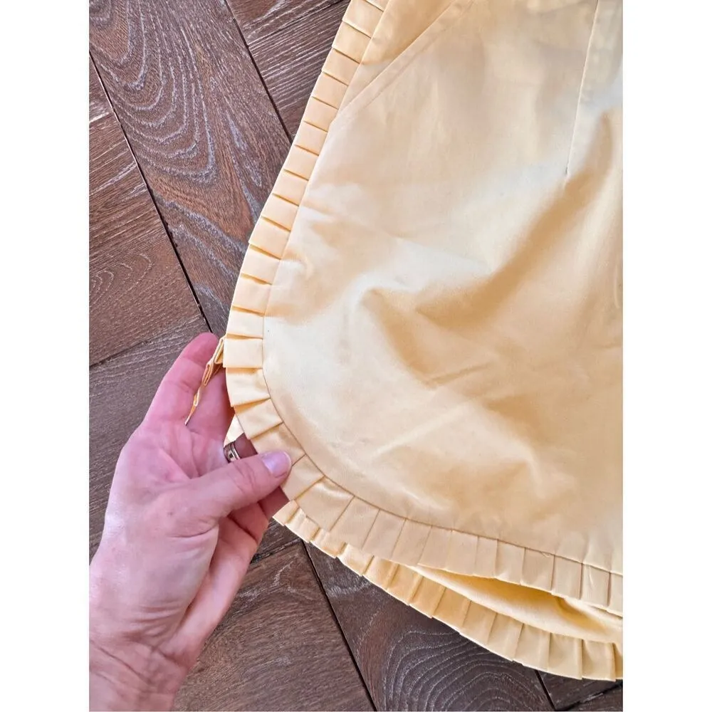 NWT Mulla Lemon Pleated Shorts Size Medium Yellow - Image 2