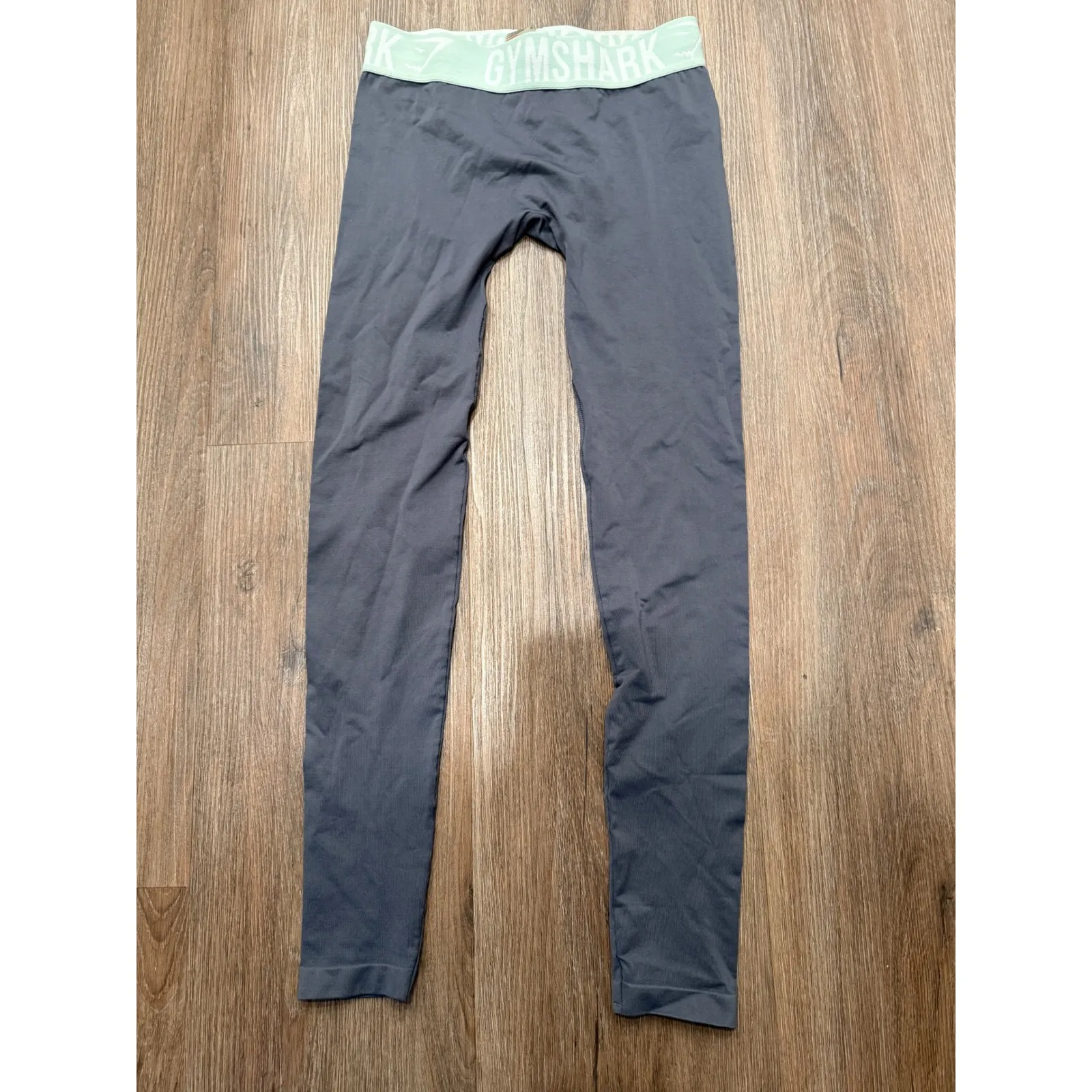 Gymshark Seamless Leggings Charcoal Grey Mint Logo Waistband XS - Image 2