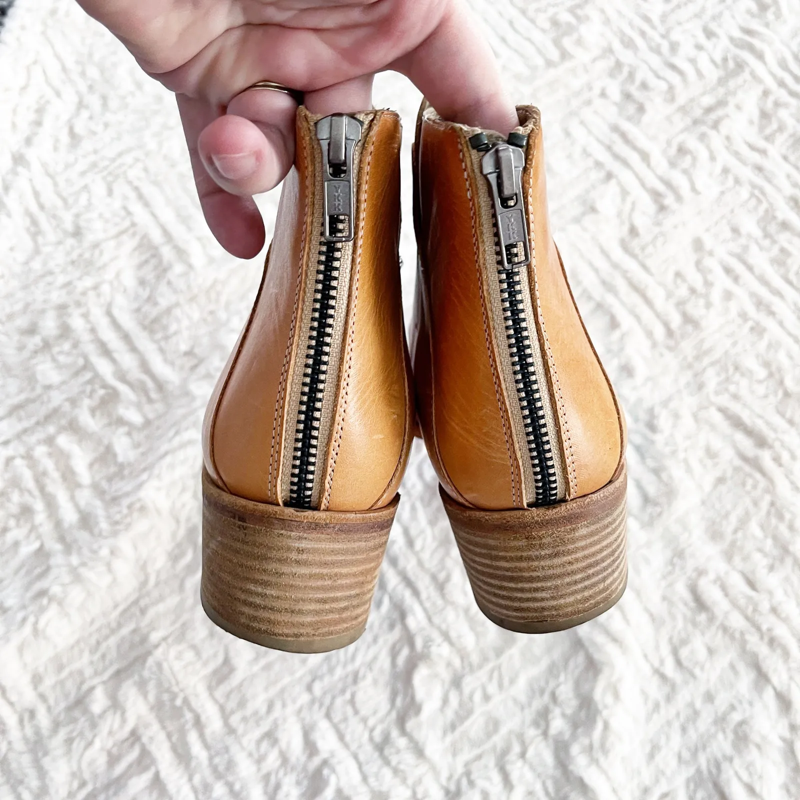 LD Tuttle The Ash Ankle Boot in Tan Leather Size 9 - Image 7