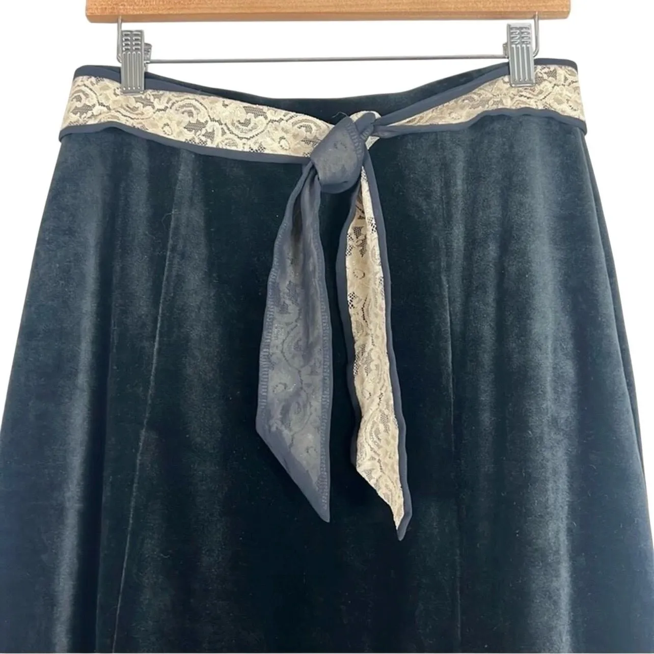 NWT Vintage Emma James Belted Lace Velvet Skirt Womens S Black Whimsigoth Grunge - Image 3