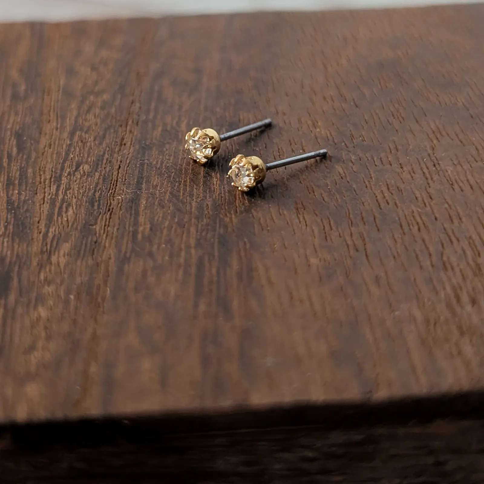 Vintage Stud Earrings Dainty Gold Tone & Clear Gem - Image 2