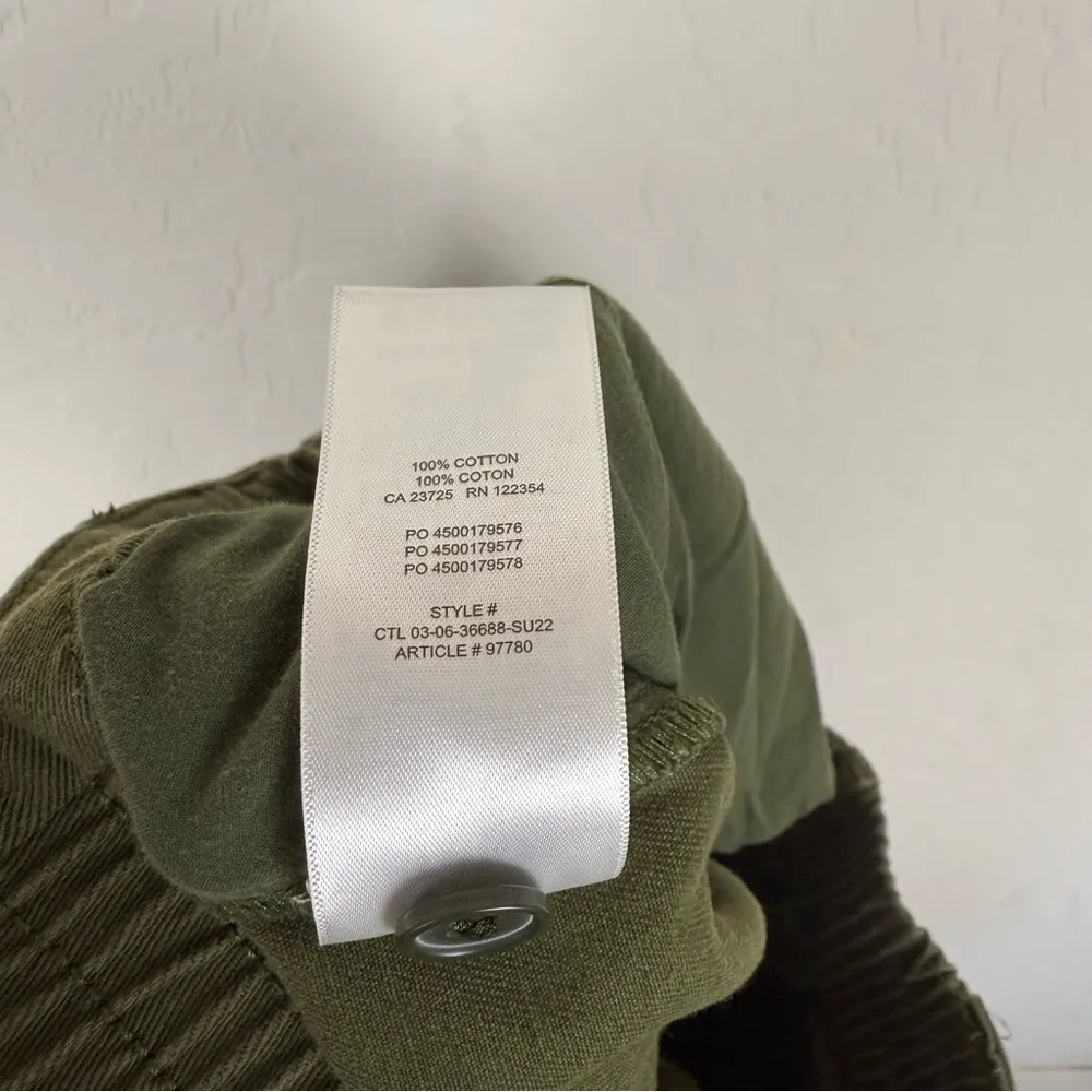 Aritzia TNA Army Green Cargo Pants Straight Leg - Image 5