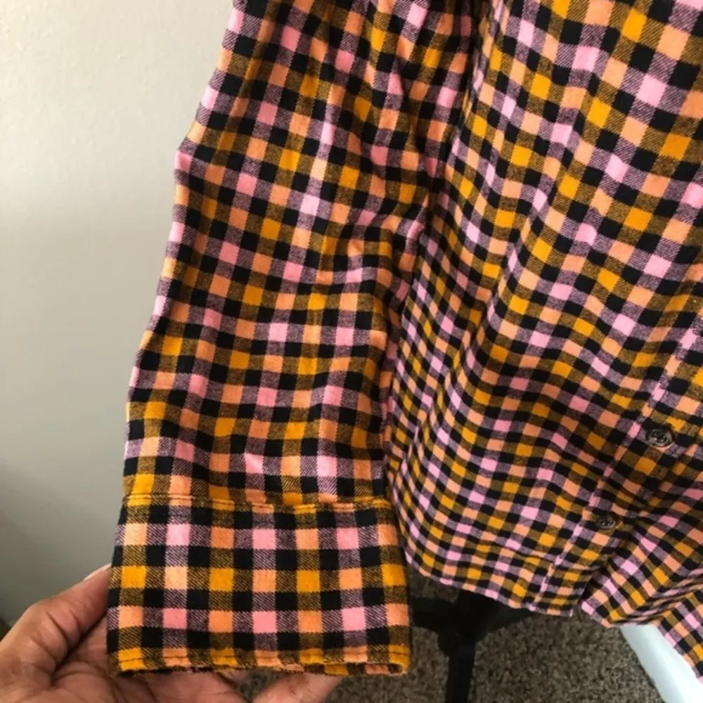 Old Navy The Classic Shirt in Plaid - Image 10