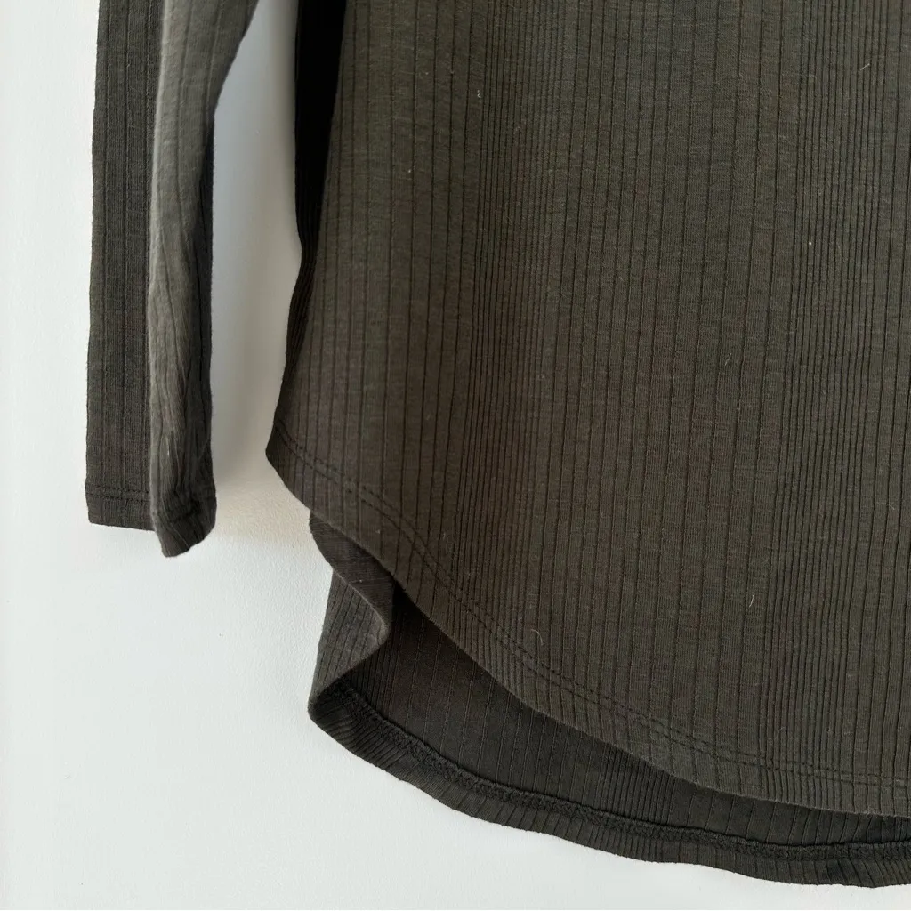 Lou &‎ Grey Ribbed Signaturesoft Jersey Shirttail Top Green XS NWT - Image 6