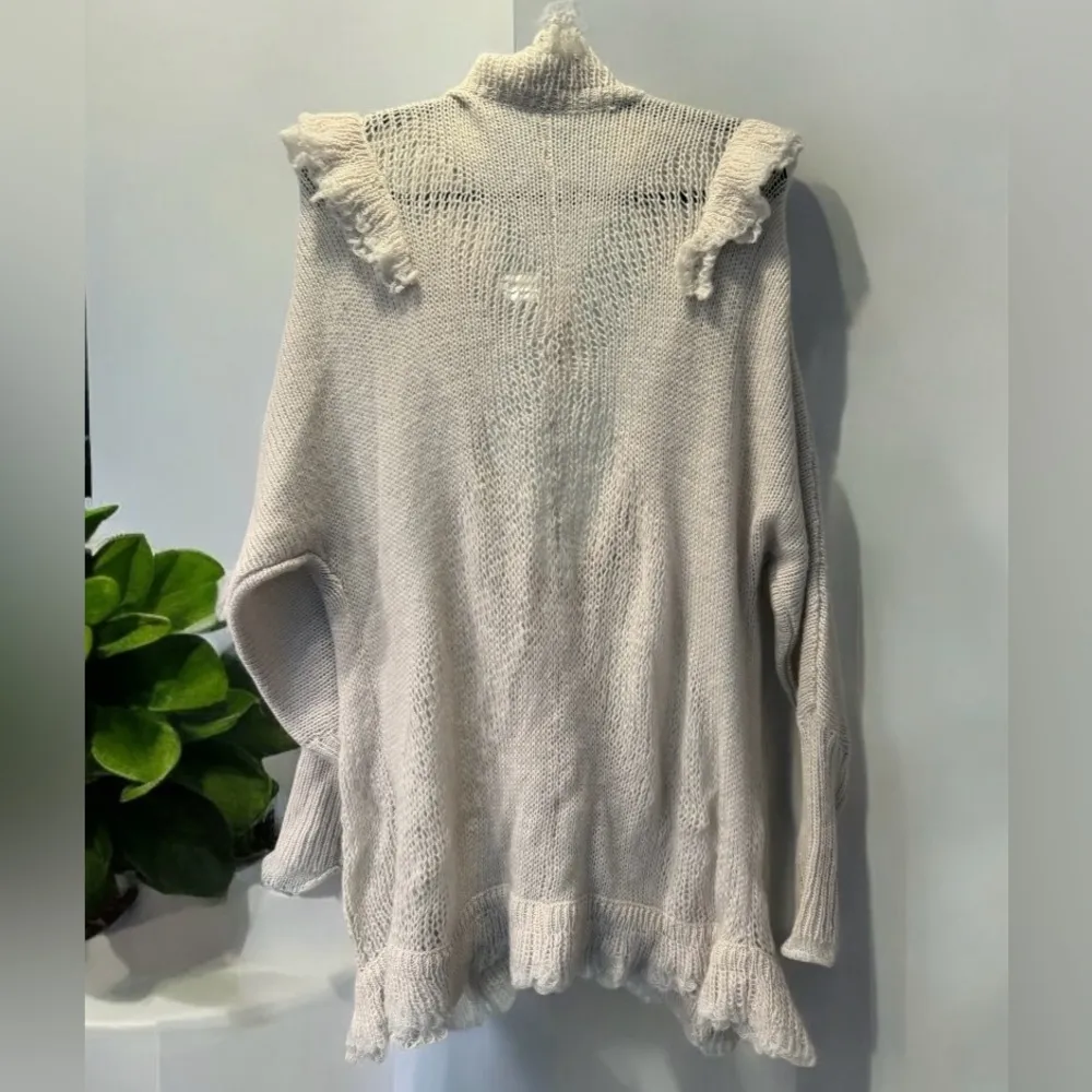 Rebecca Taylor NWT Ruffle trim cardigan
Crochet Stitch Sweater Medium - Image 3