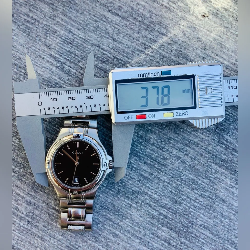 Authentic GUCCI watches for HER👒and HIM 🎩 - Image 8