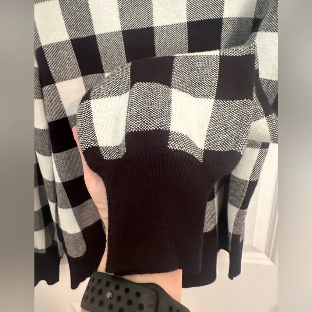 Marled Crewneck Buffalo check plaid puff cuff puff sleeve sweater Sz M basic Black Size M - Image 3