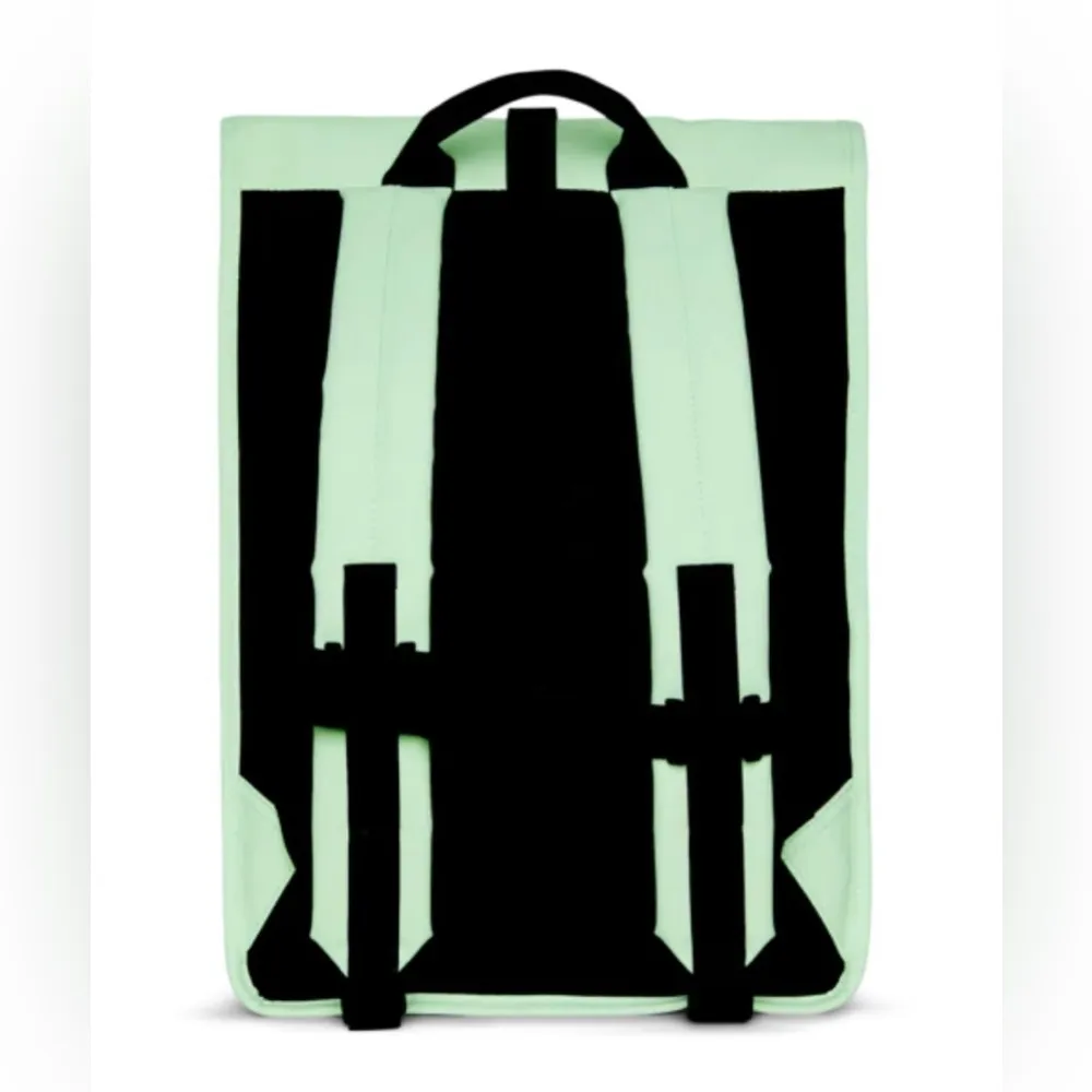 NWT Rains Rolltop Rucksack Zip - Image 4