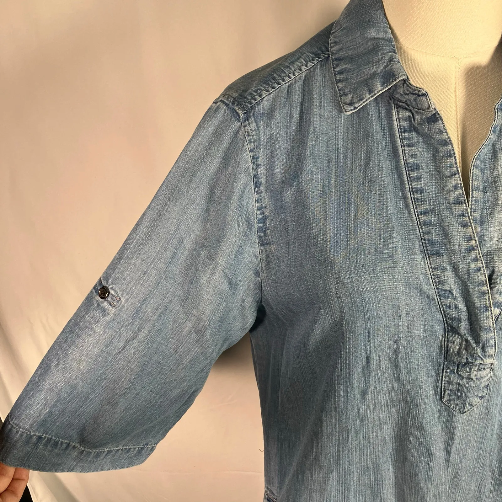 Andrea Jovine‎ Chambray Tencel Shirt Dress Blue Small Lightweight V-Neck Pockets - Image 3