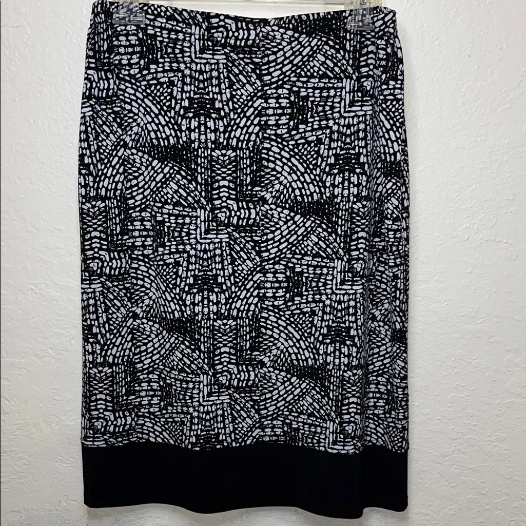 Vintage Black and White Geometric Patterned Women's Stretchy Skirt Size M - Image 2