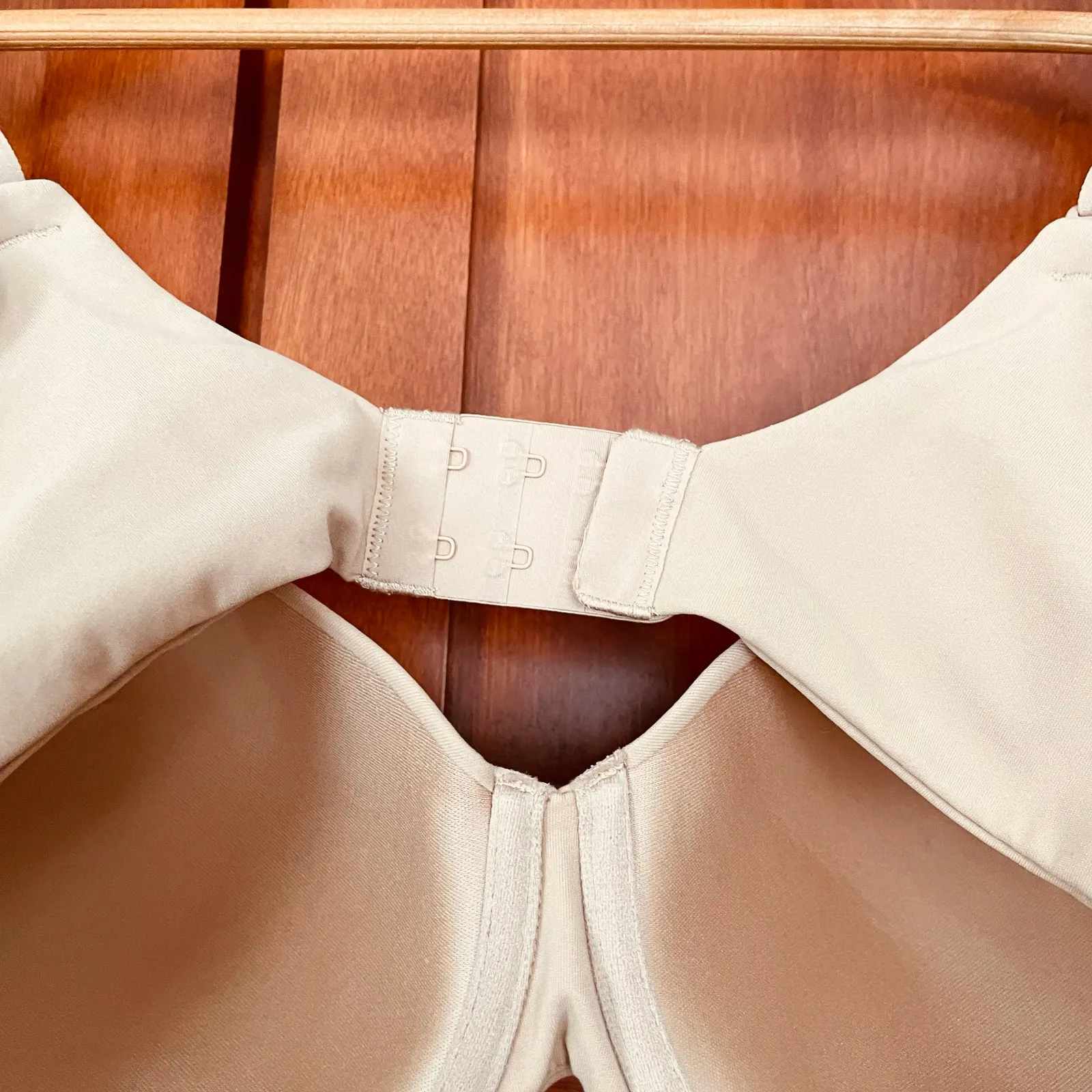 Skims Fits Everybody T-Shirt Demi Bra Clay Size 42C - Image 5