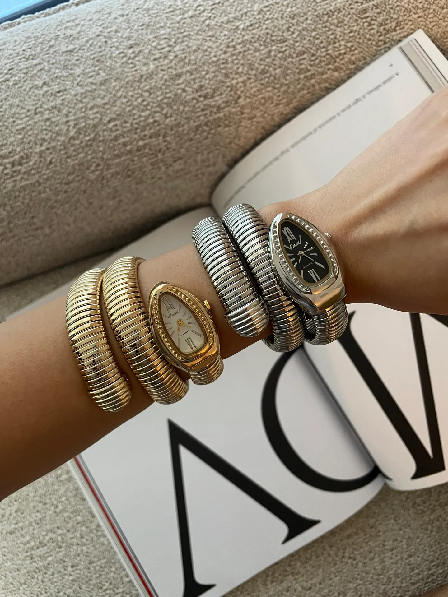 Snake WristWatch, Quartz Movement Snake Watch Gold - Image 5