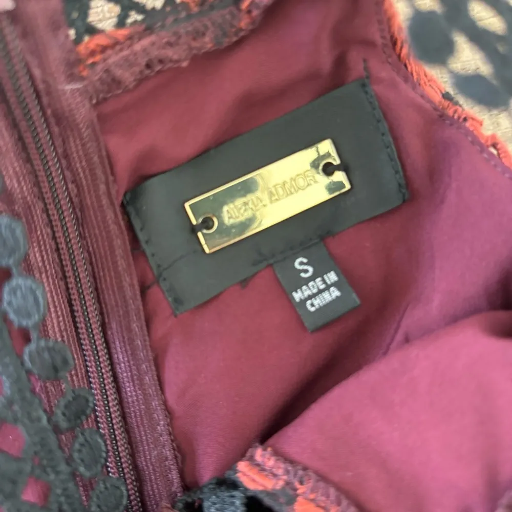 alexia admor lace midi sheath halter neck dress - Image 6