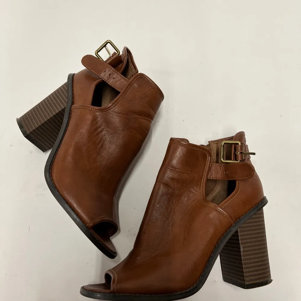 Forever 21 Block Heel - Image 2