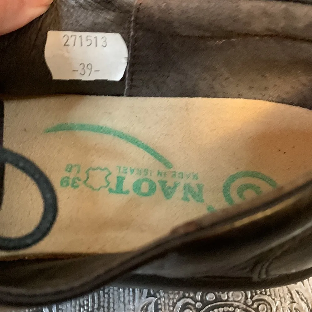 🚫SOLD🚫 Black Leather Tie Up Shoes Size 39 - Image 8