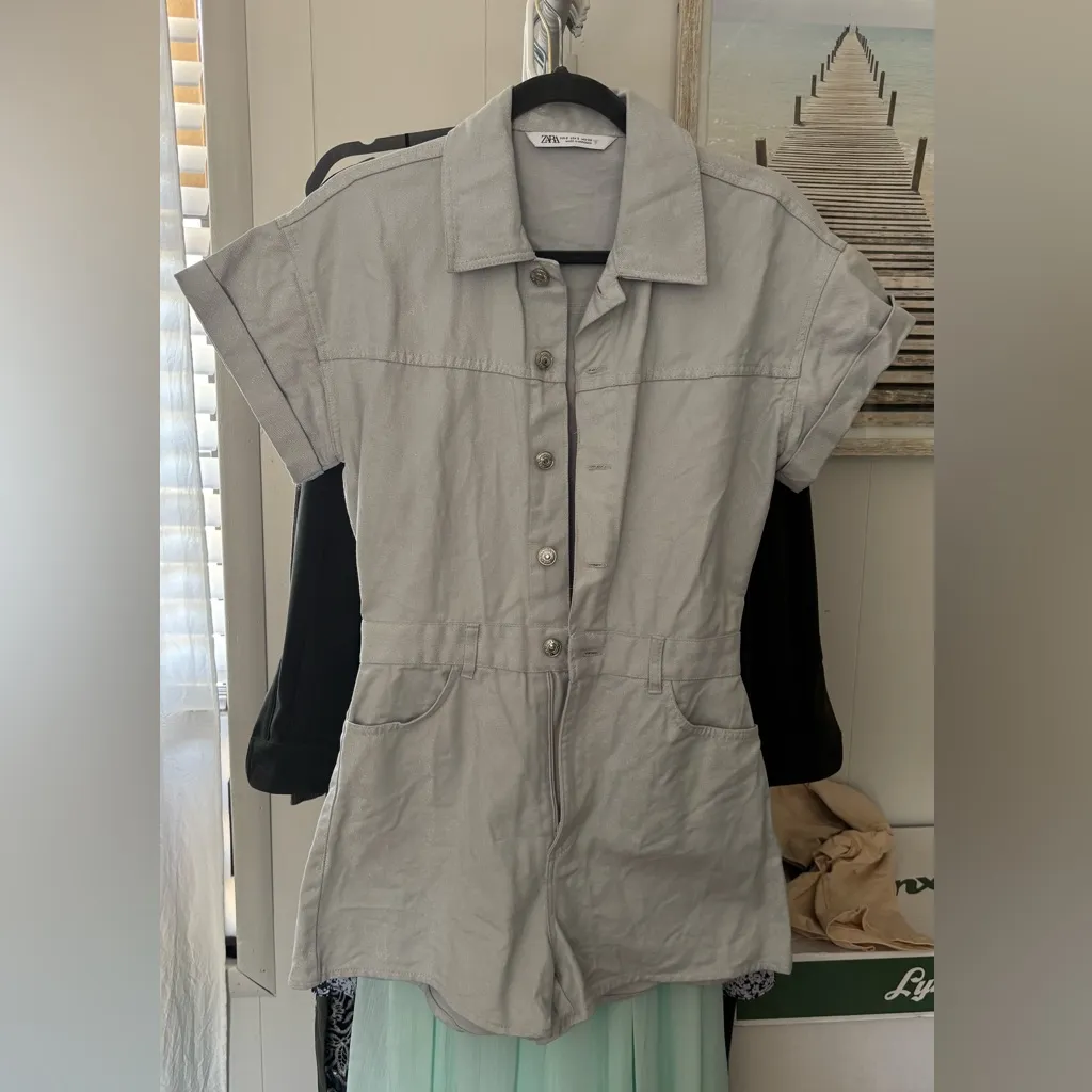 NWOT $70 ZARA Denim Romper Short Sleeve Button Up - Image 5